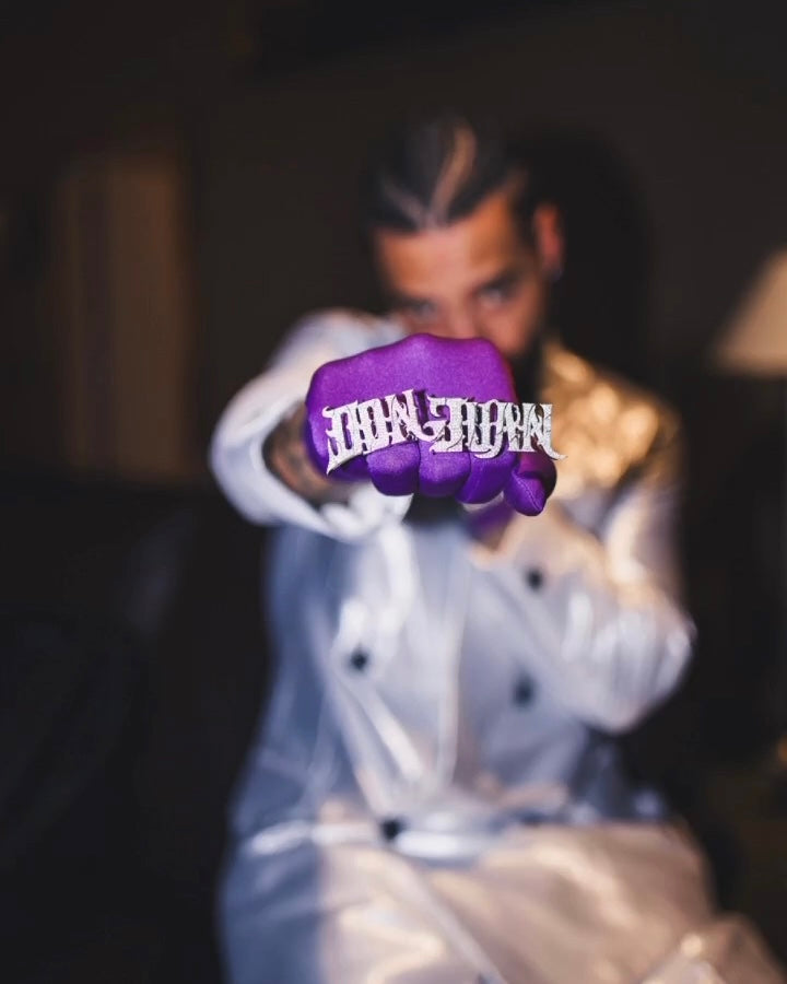 DARKAI Maluma wearing Don Juan custom made Ring in silver and diamonds