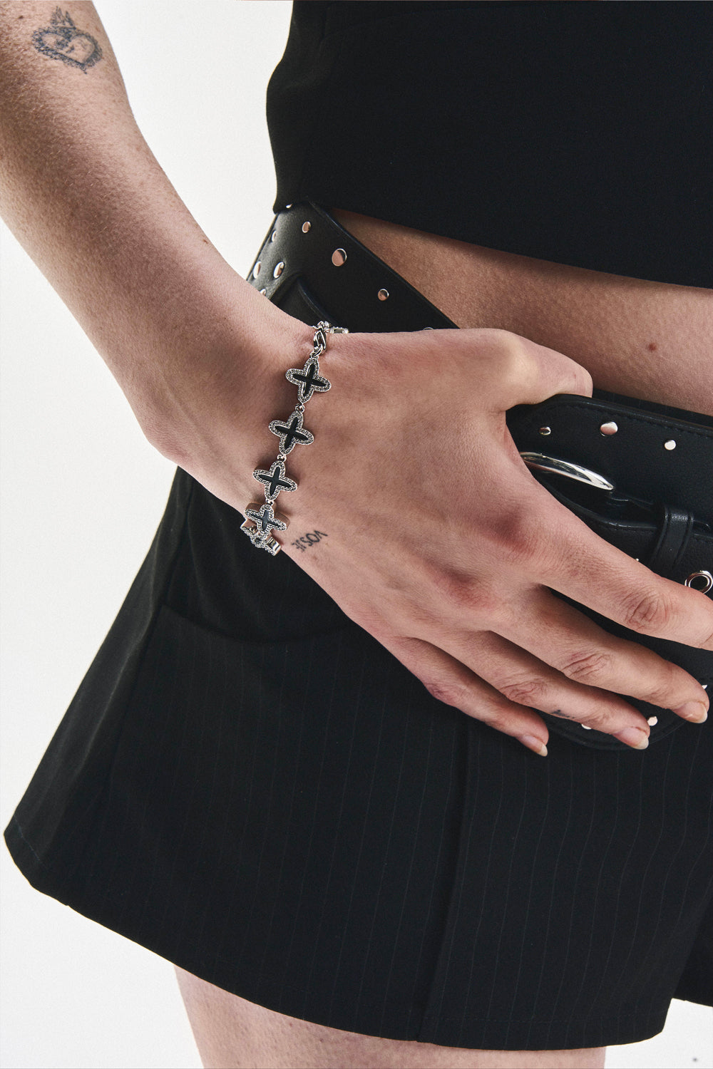 DARKAI Clover Bracelet on Female Model