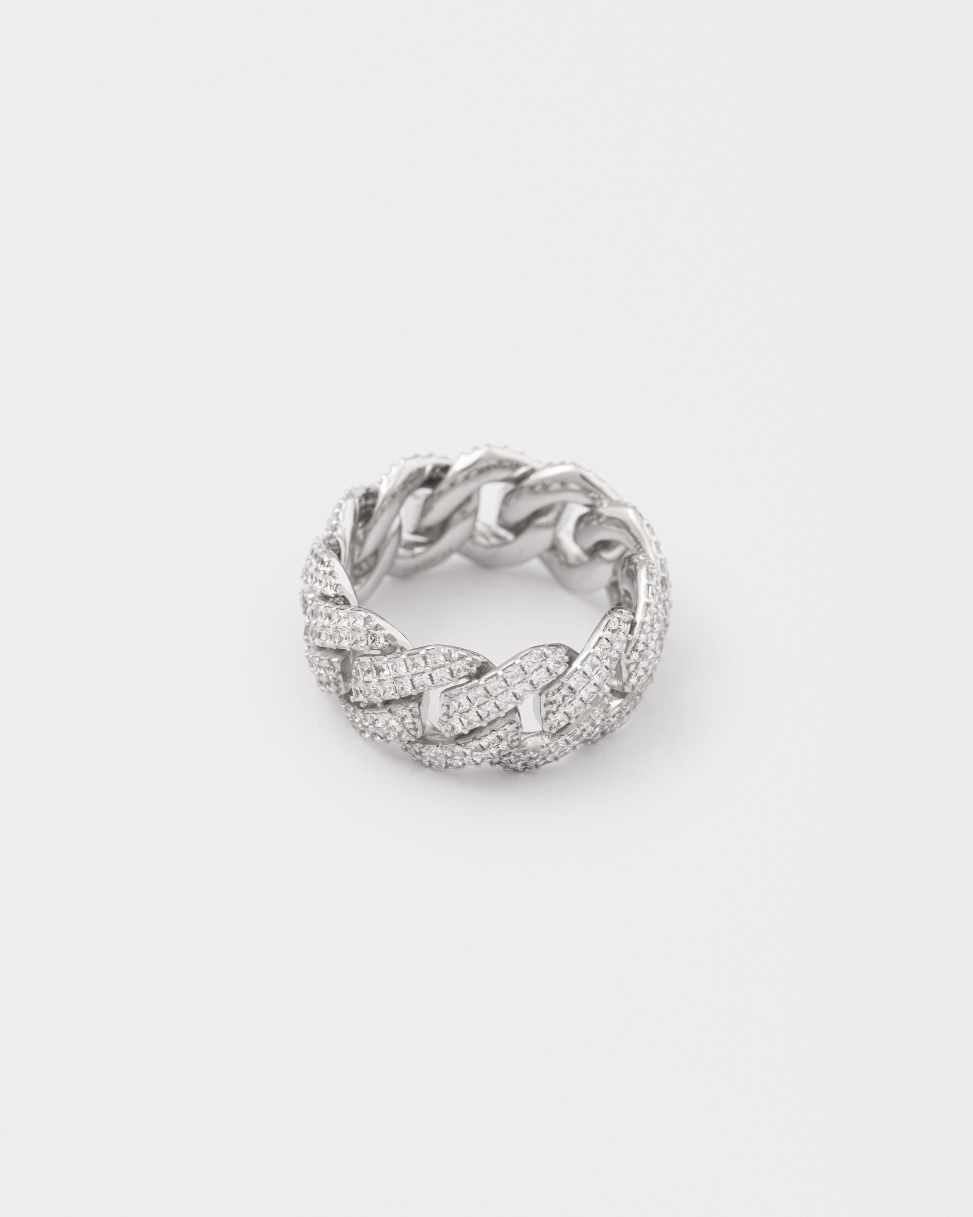 DARKAI Prong Pave Ring Detail