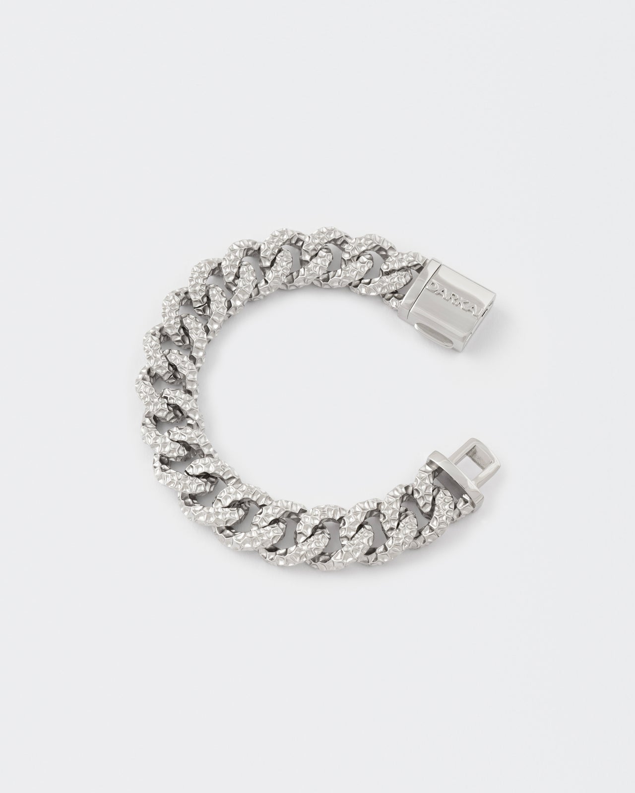 DARKAI Hammered XXL Bracelet Main Picture