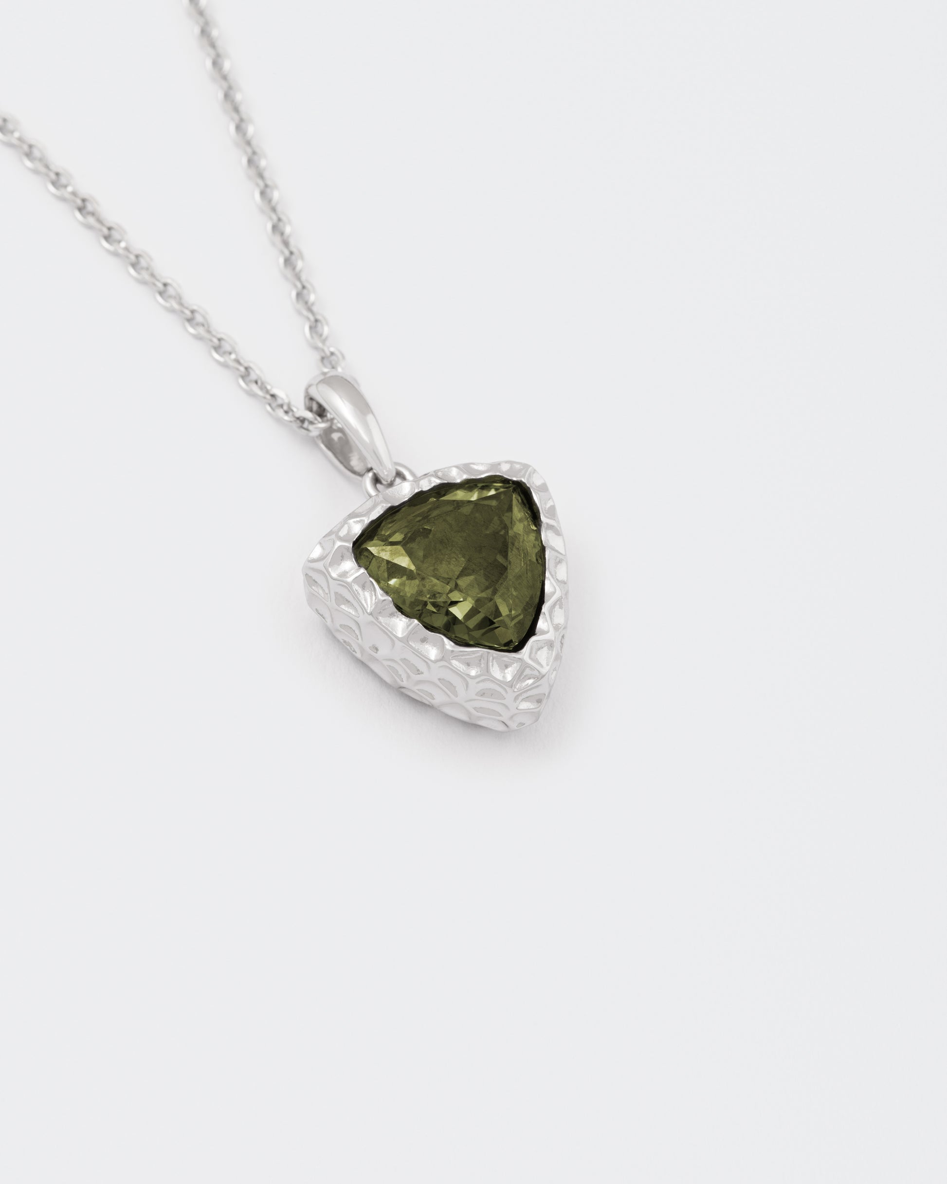 DARKAI Trillion Tourmaline Necklace detail picture