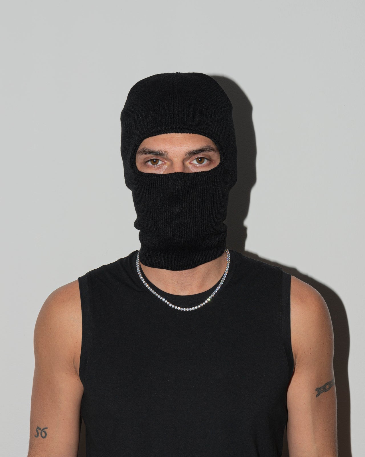 Tennis necklace with 18kt white gold coating and hand-set round brilliant-cut stones in diamond white