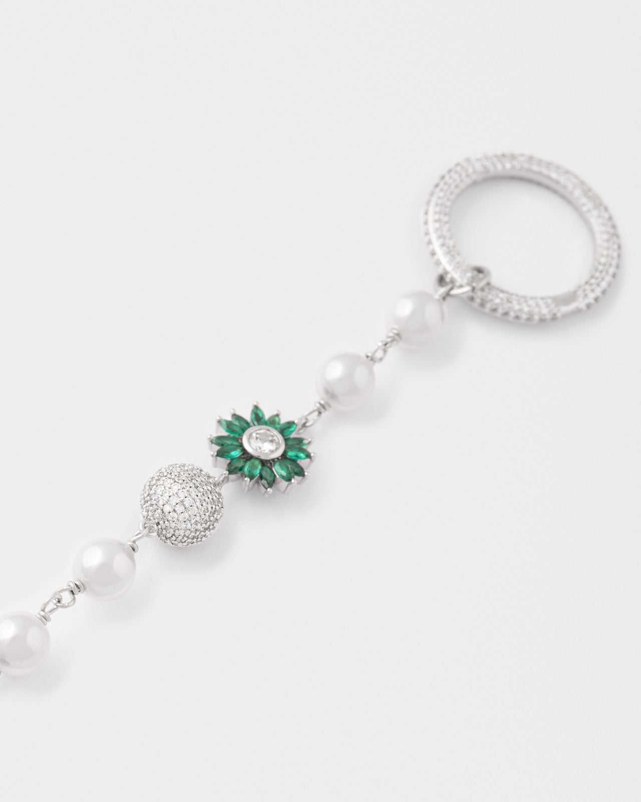 DARKAI Flowers & Pearl Wallet Chain