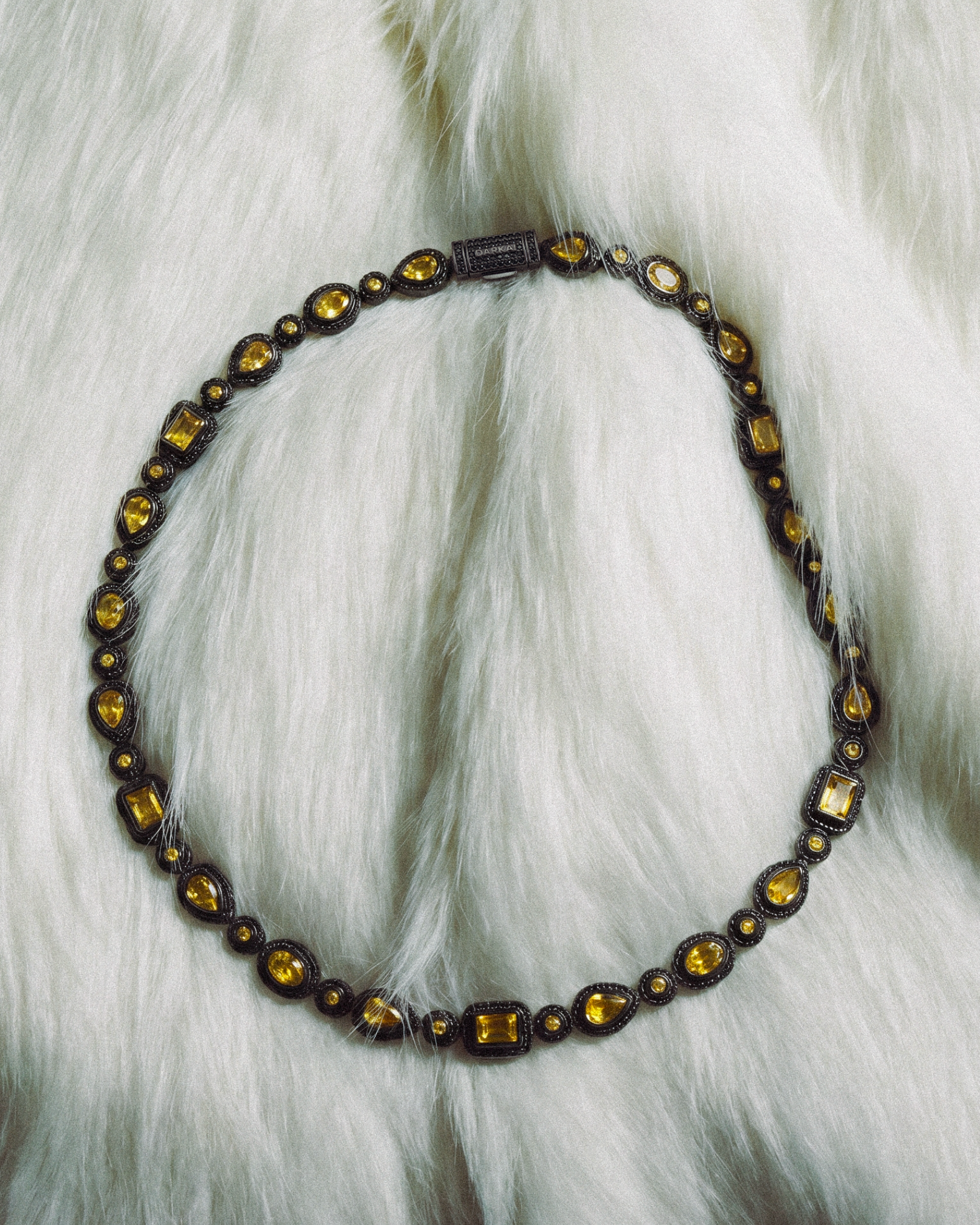 DARKAI Mixed Bezels Pavé Black Necklace Ambient Picture