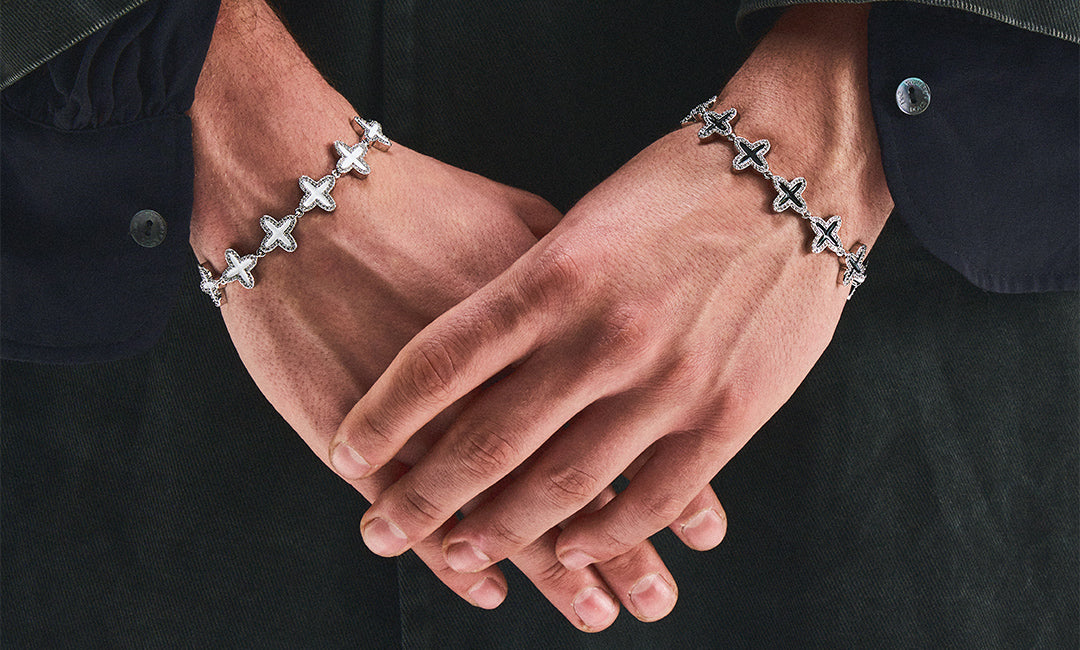 DARKAI Clover Bracelets Banner