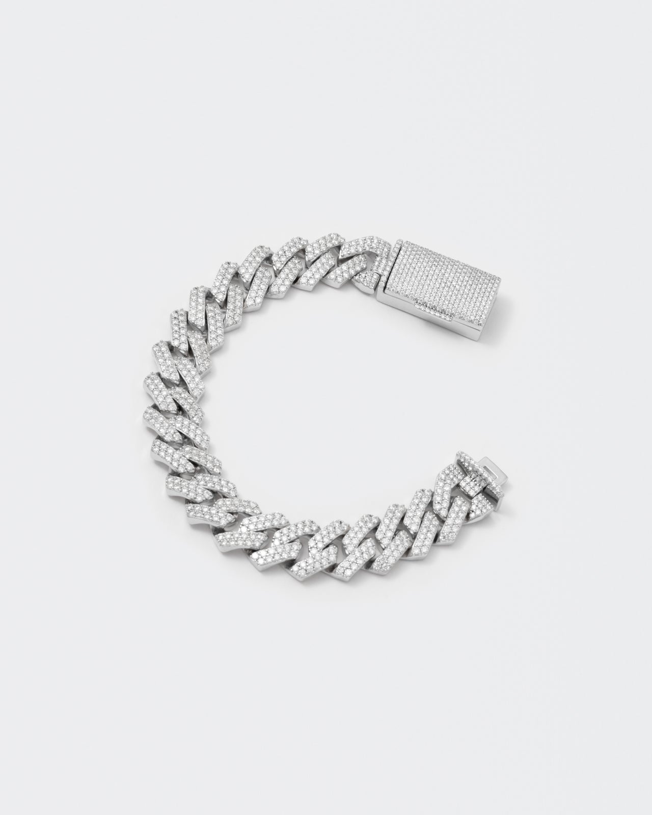 DARKAI Fine Jewelry White Prong Pavé Necklace Picture