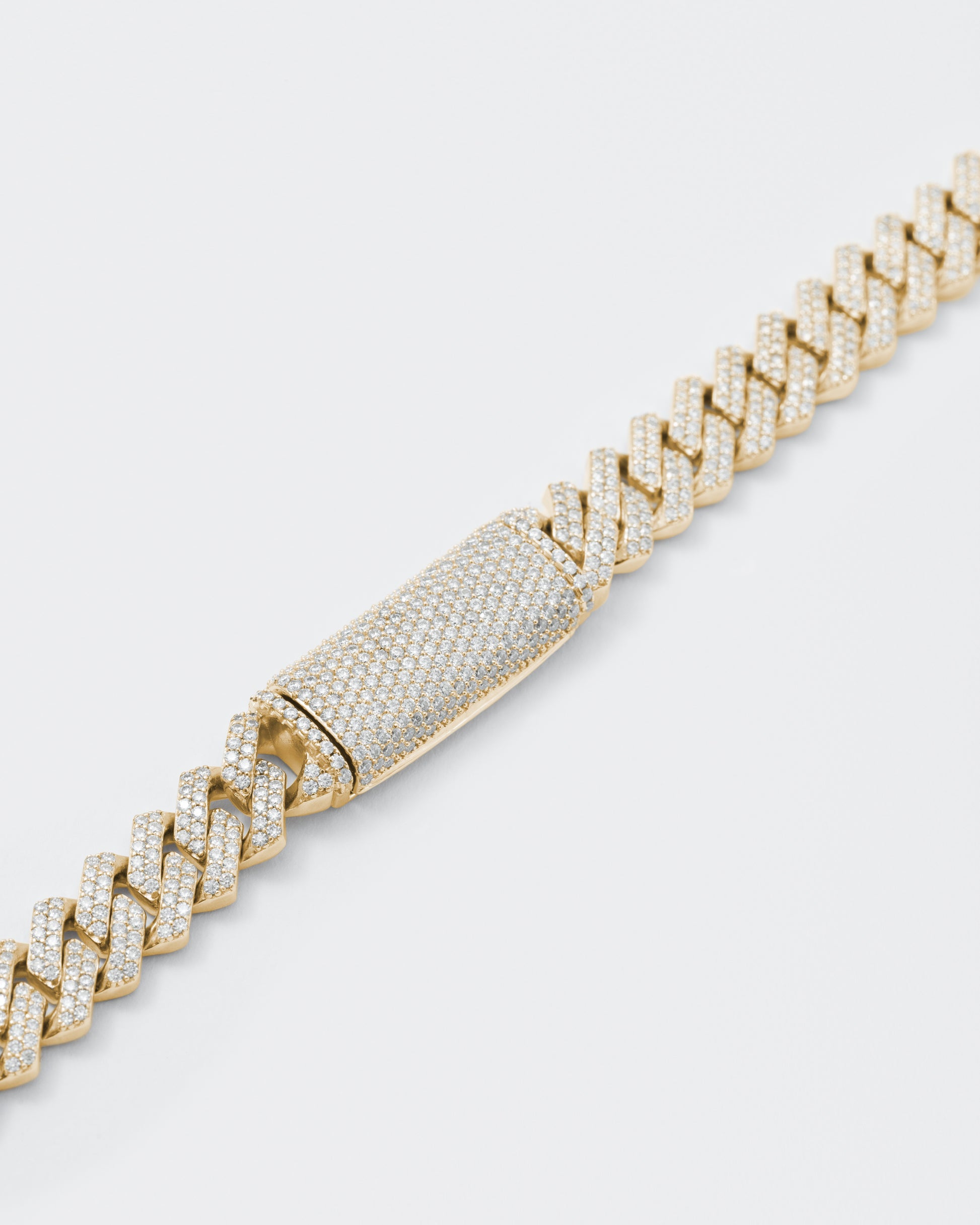 DARKAI Fine Jewelry Yellow Mini Prong Pavé Necklace Detail Picture