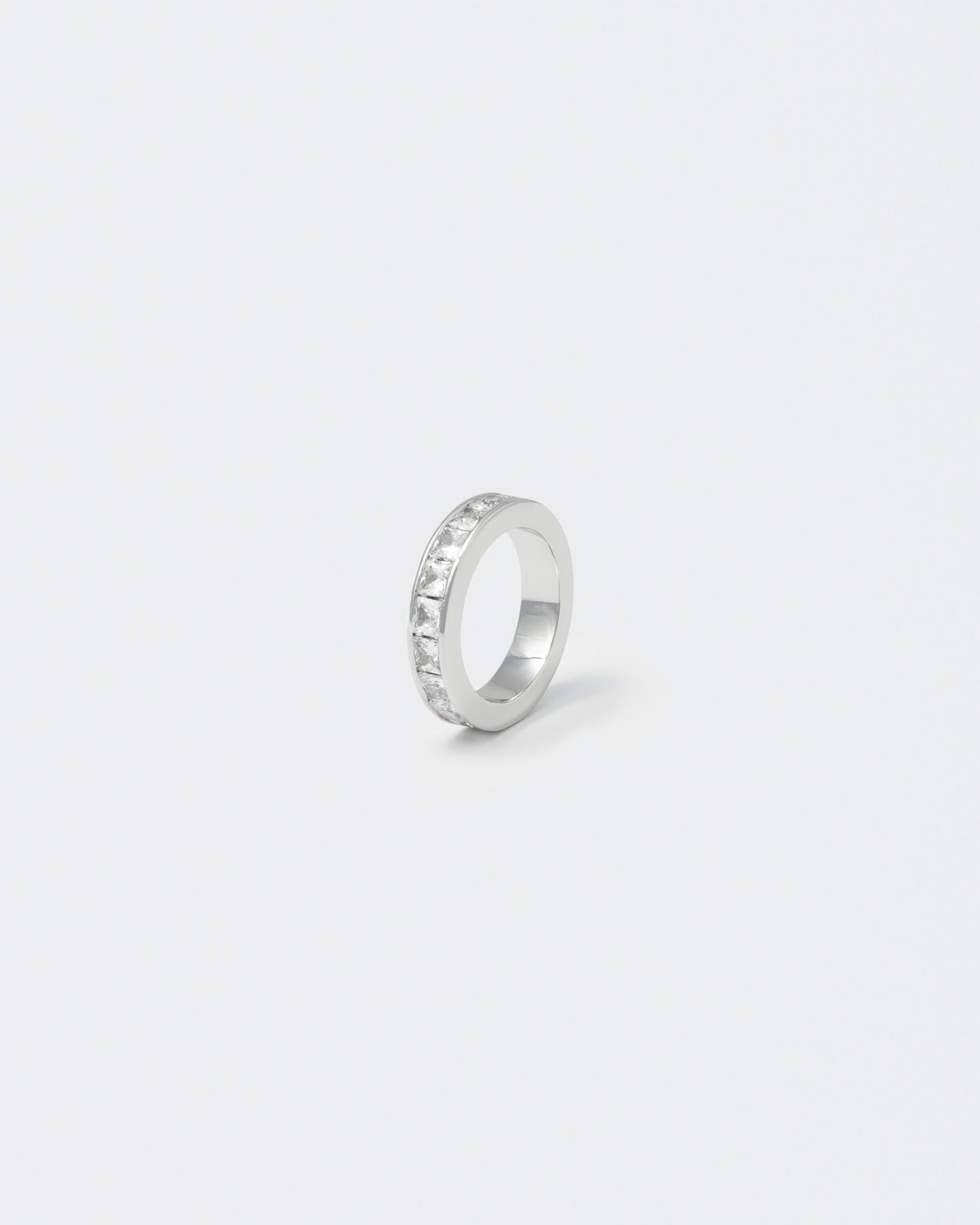 white gold ring with princess-cut stones for man and women