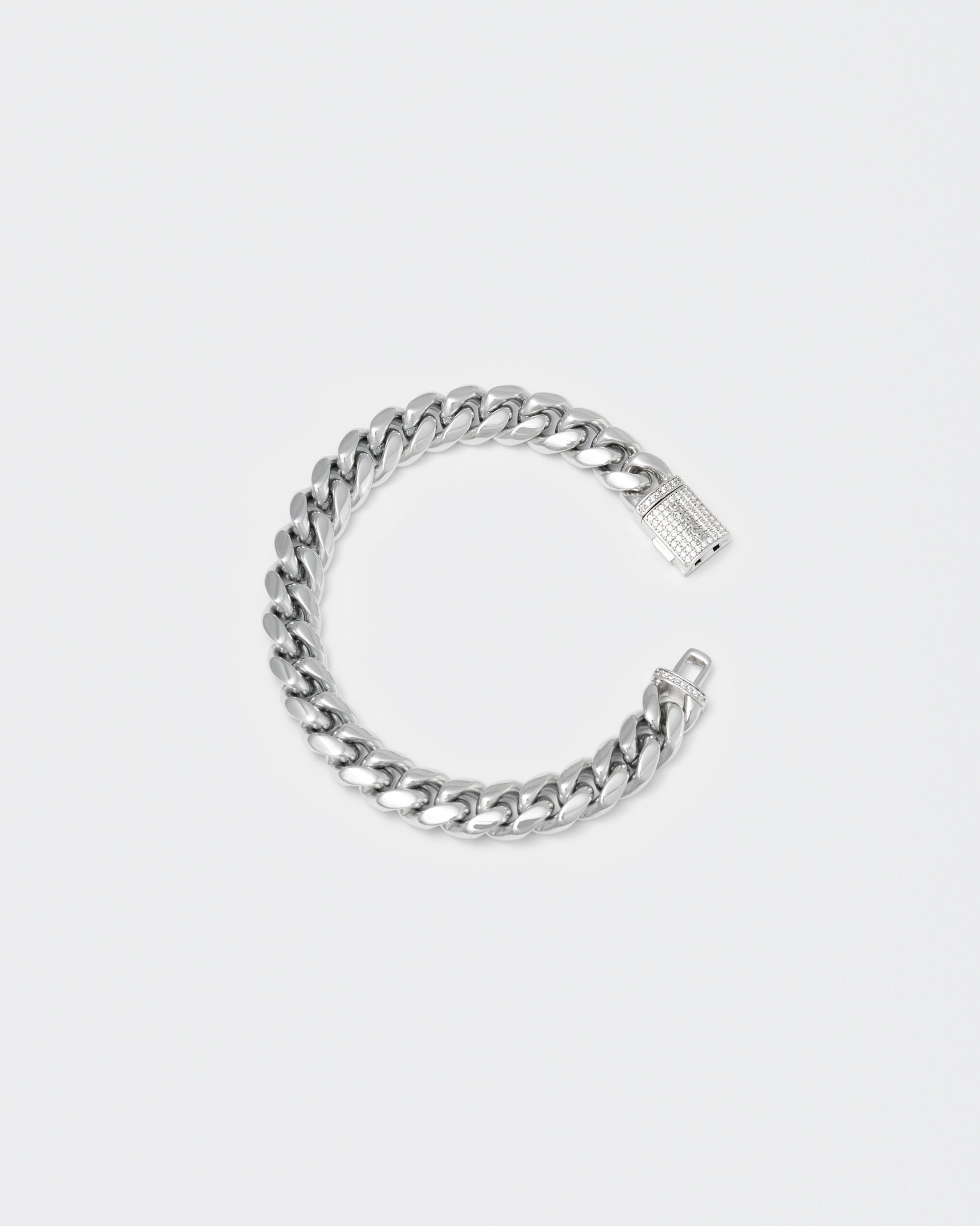 18k white gold coated cuban chain bracelet with hand-set micropavé stones in white