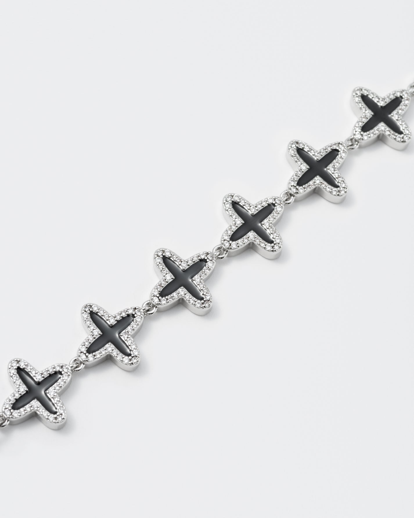 DARKAI clover necklace detail