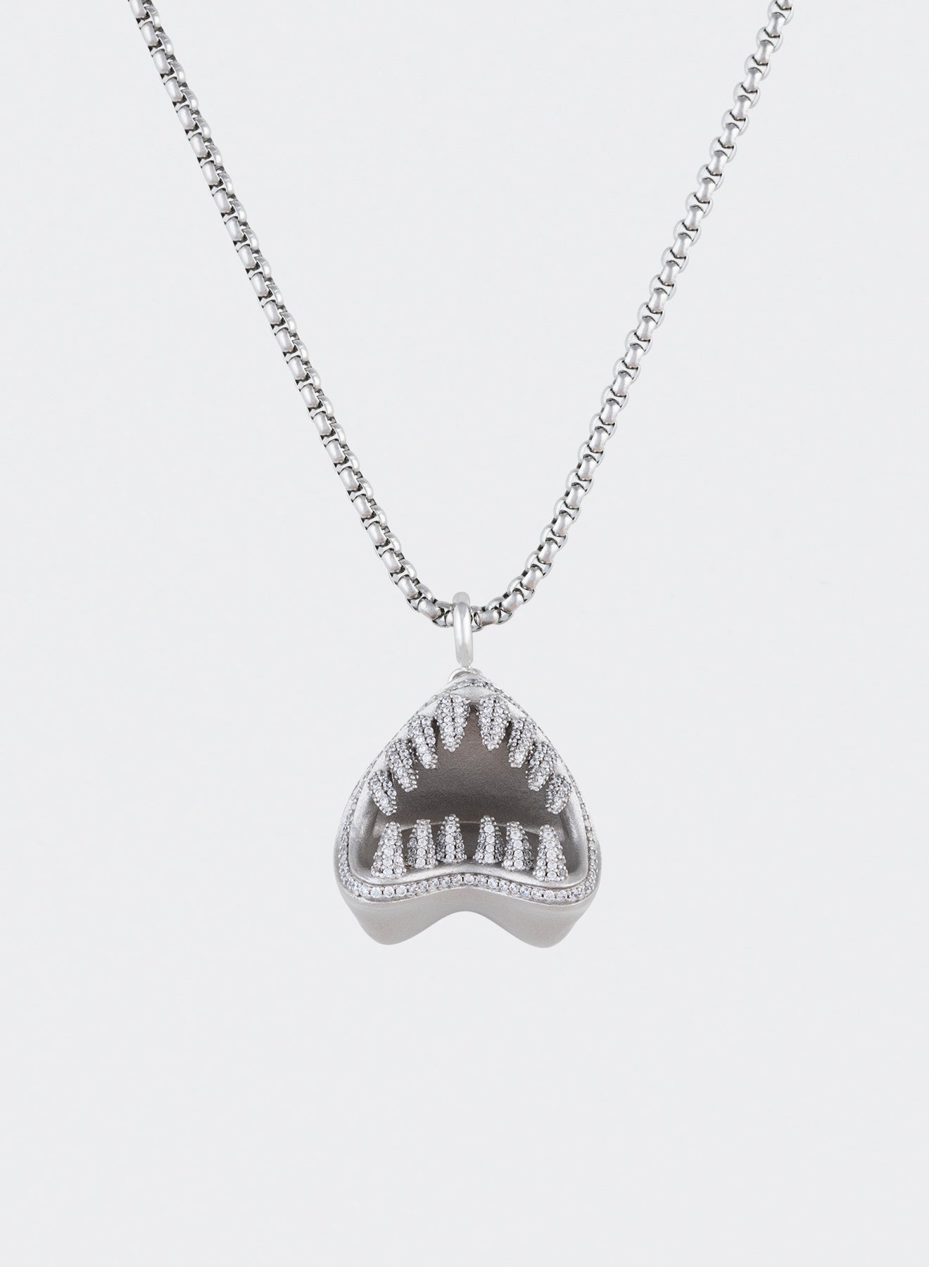 18k white gold coated jaws pendant necklace with hand-set micropavé stones in white, matte finishing, engraved logo and 3mm box chain