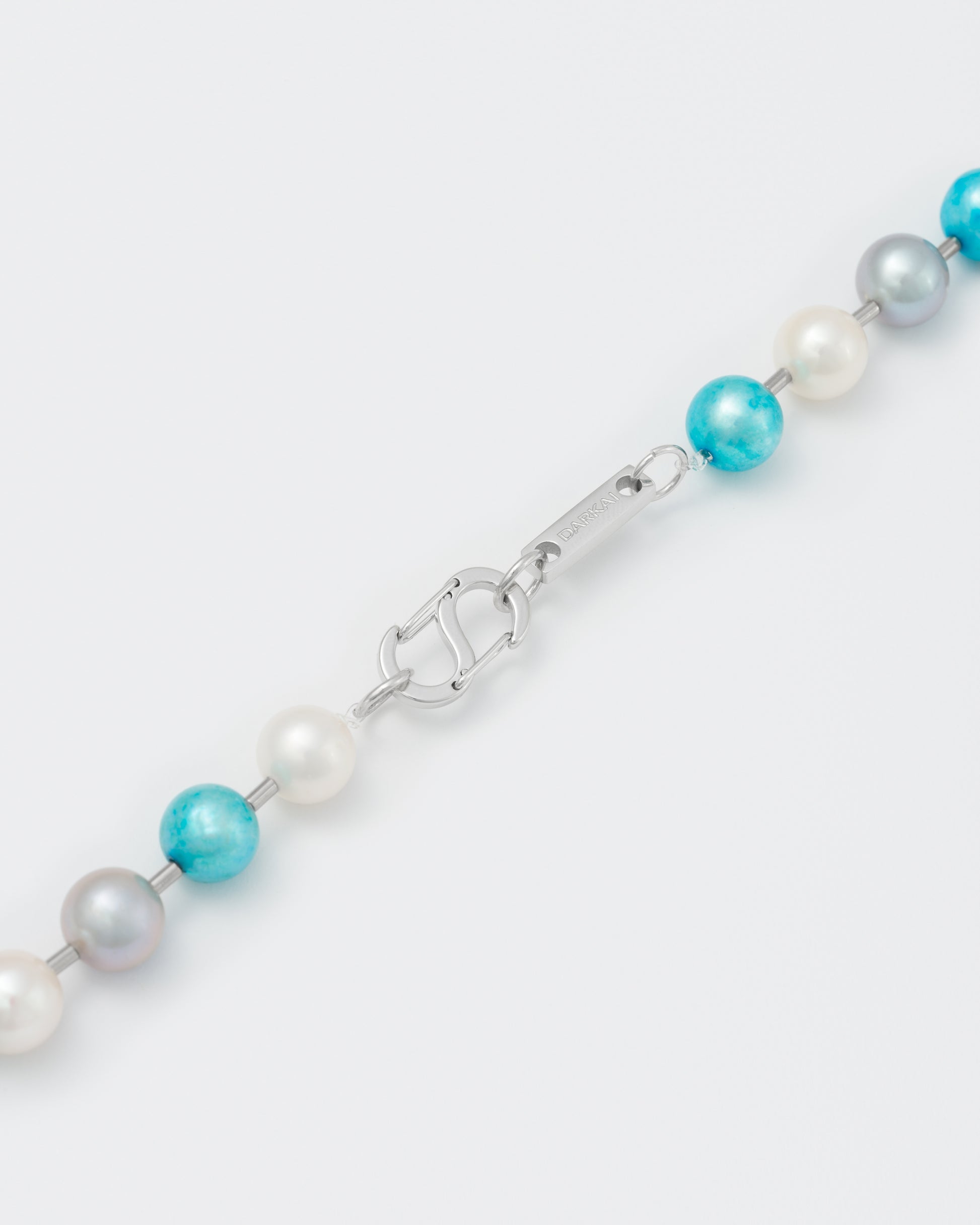 DARKAI avalanche pearl necklace detail