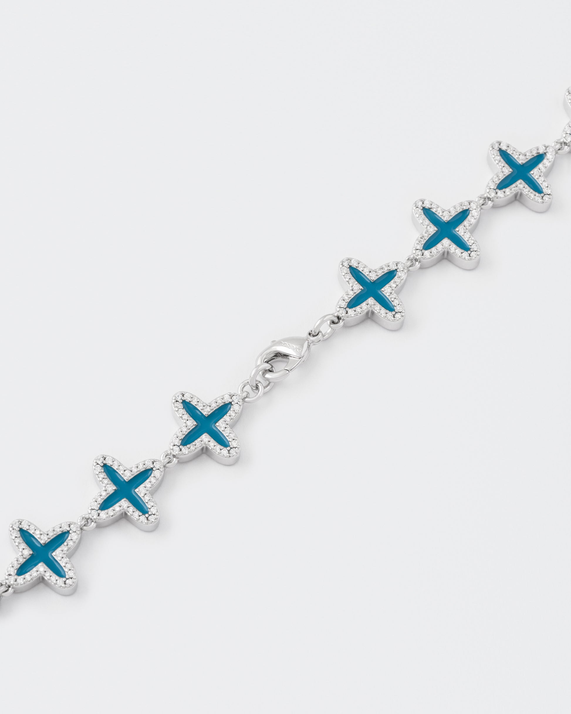 DARKAI Clover Petroleum Bracelet Detail Picture