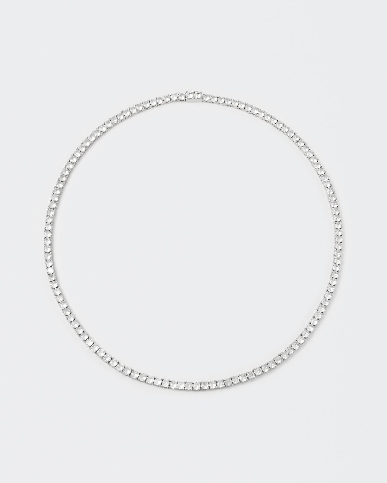 tennis necklace with 18kt white gold coating and hand-set round brilliant-cut stones in diamond white