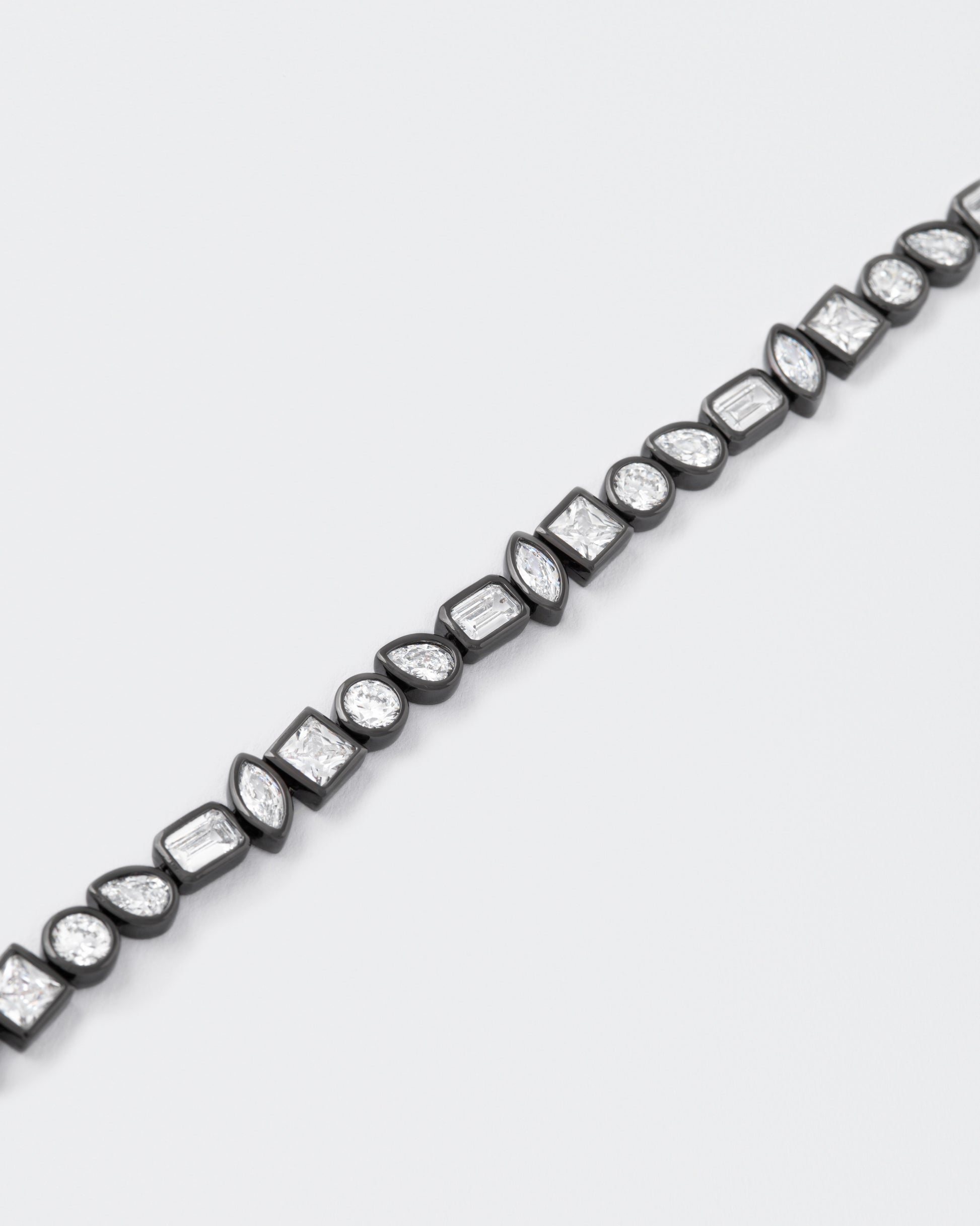 DARKAI Mixed Bezels Black  Detail 2