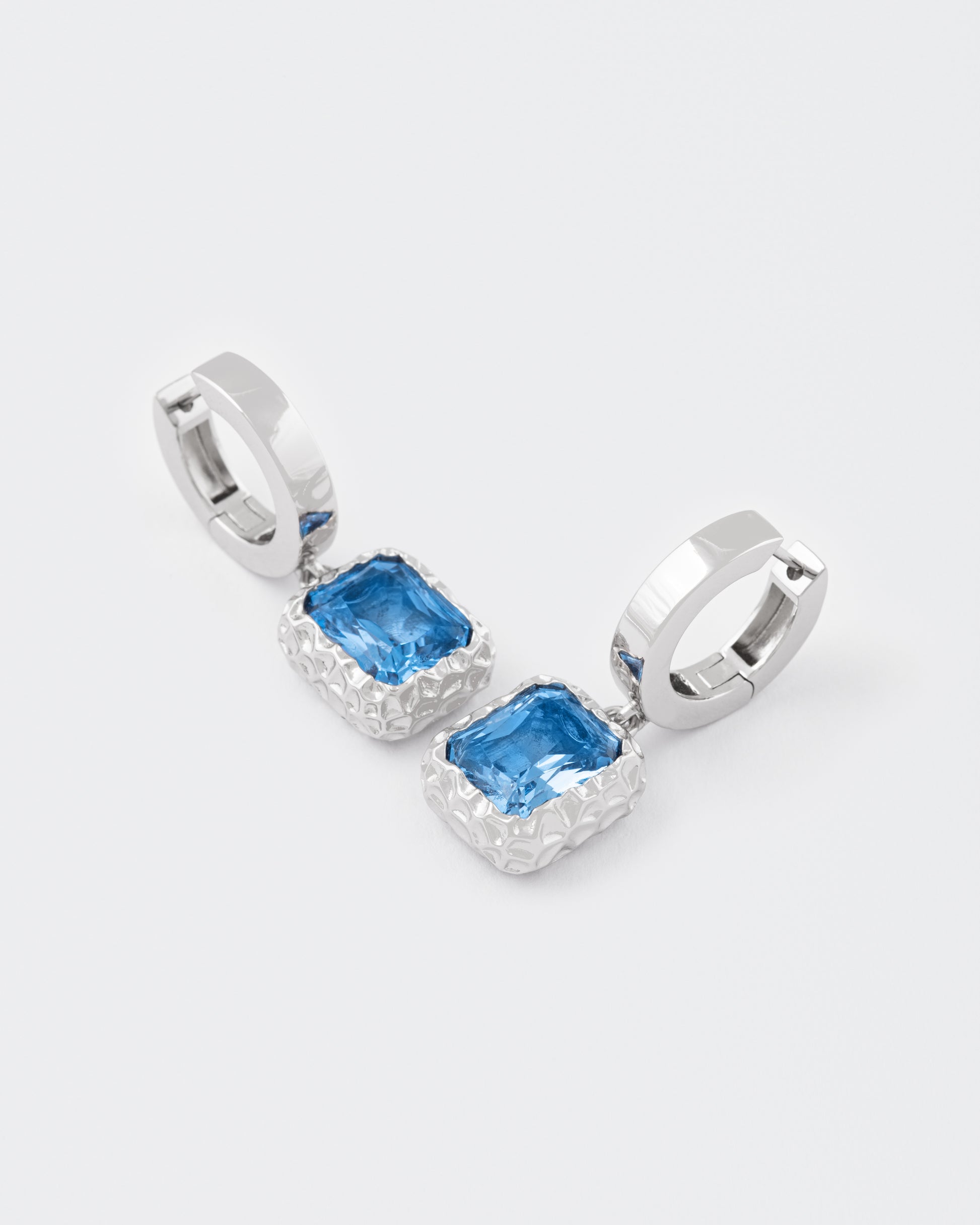 DARKAI Radiant Aquamarine Earrings detail picture