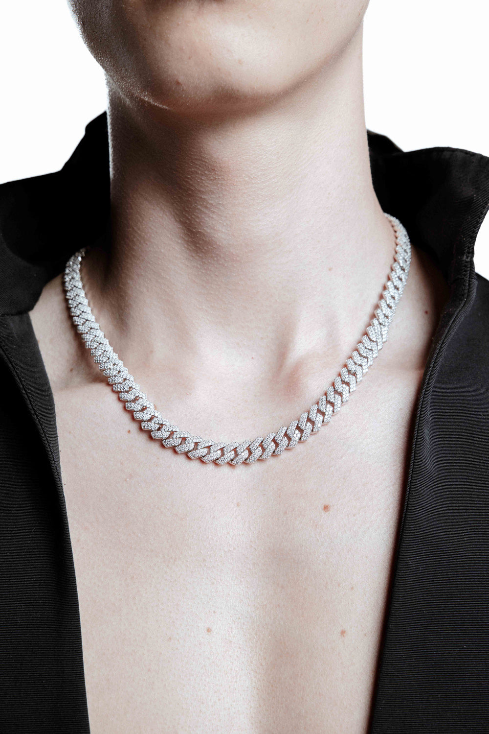 DARKAI Fine Jewelry White Mini Prong Pavé Necklace Picture
